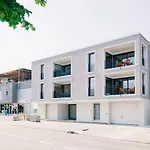 Moench In See- Und Bergnaehe, Modern, Mit Balkon, 4 Gaeste Appartement
