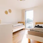 Appartement Moench In See- Und Bergnaehe, Modern, Mit Balkon, 4 Gaeste *