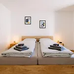 Moench In See- Und Bergnaehe, Modern, Mit Balkon, 4 Gaeste Appartement Spiez