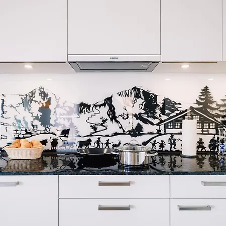 Moench In See- Und Bergnaehe, Modern, Mit Balkon, 4 Gaeste