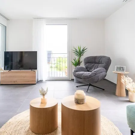 Appartement Moench In See- Und Bergnaehe, Modern, Mit Balkon, 4 Gaeste Spiez