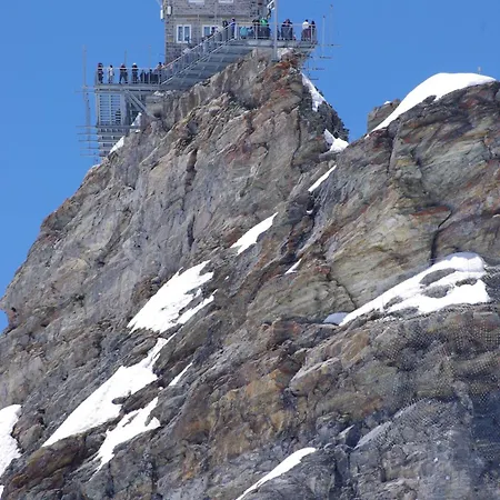 Moench In See- Und Bergnaehe, Modern, Mit Balkon, 4 Gaeste Spiez