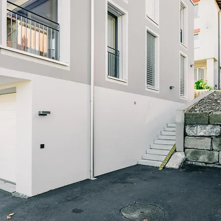 Apartment Mönch In See- Und Bergnähe, Modern, Mit Balkon, 4 Gäste