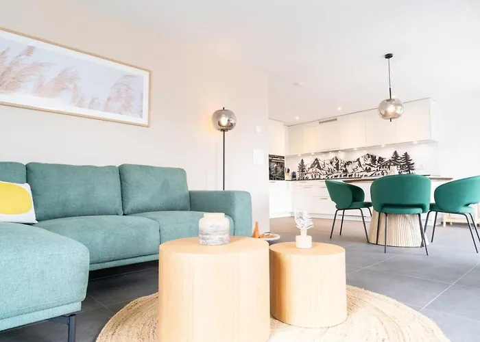 Moench In See- Und Bergnaehe, Modern, Mit Balkon, 4 Gaeste *