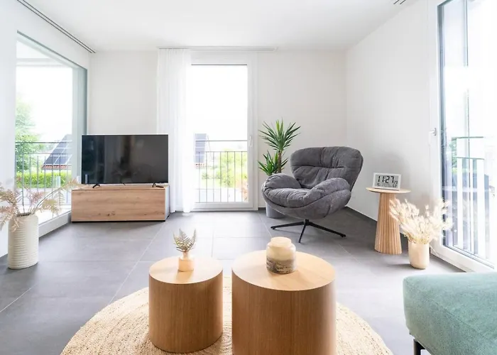 Appartement Moench In See- Und Bergnaehe, Modern, Mit Balkon, 4 Gaeste Spiez