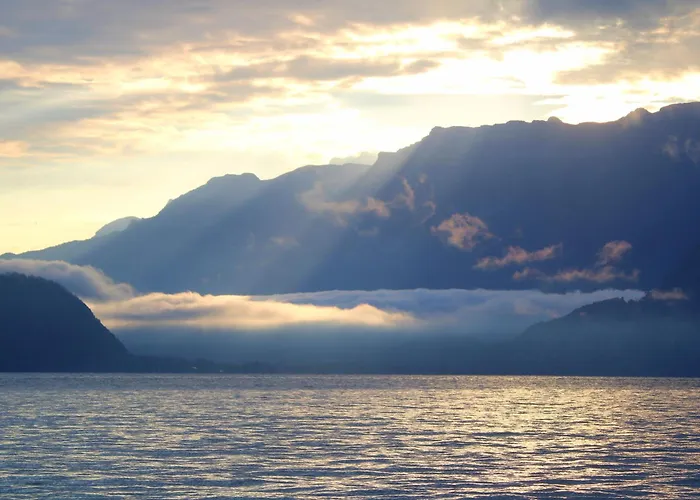 Moench In See- Und Bergnaehe, Modern, Mit Balkon, 4 Gaeste *