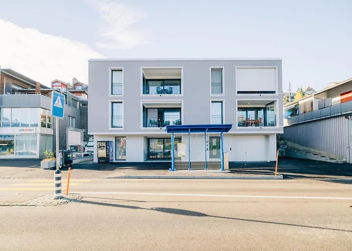 Moench In See- Und Bergnaehe, Modern, Mit Balkon, 4 Gaeste Spiez