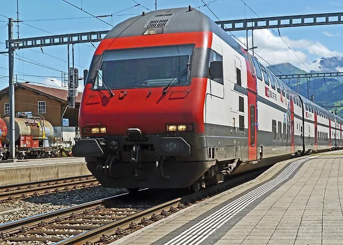 Moench In See- Und Bergnaehe, Modern, Mit Balkon, 4 Gaeste *